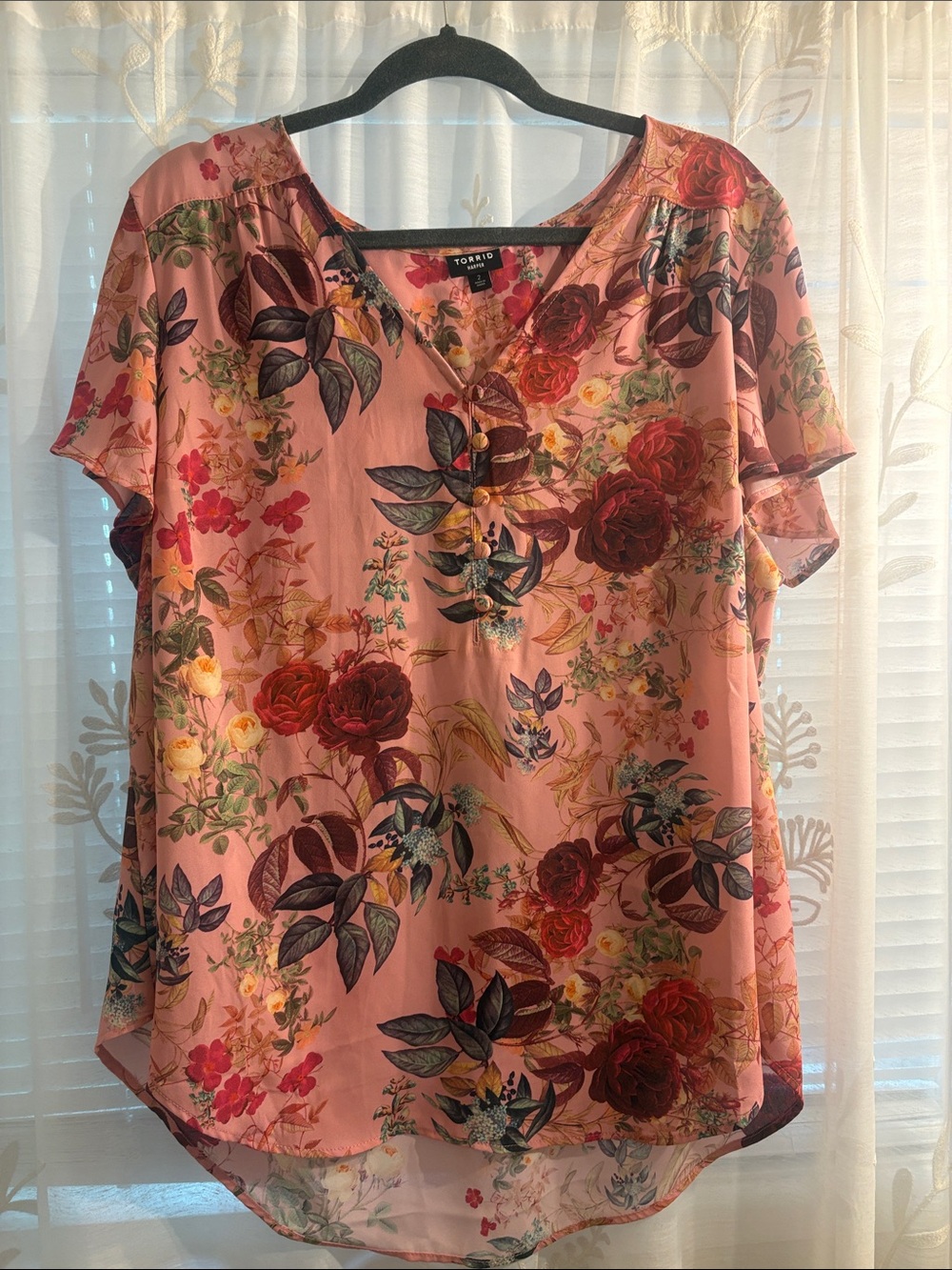torrid Pink Floral V-Neck Short Sleeve Blouse